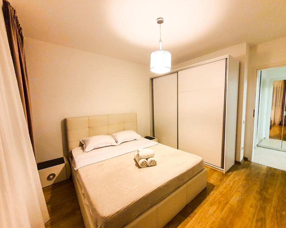Luxurious Retreat 1Br Apartment With Netflix, Private Parking And Self Check In Popesti-Leordeni Buitenkant foto